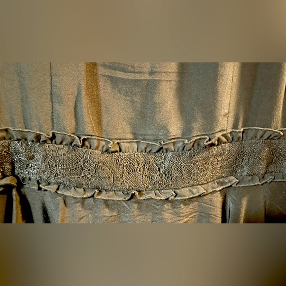 BCBGMAXAZRIA “Lyric” top in 100% black silk - size M - Picture 8 of 11